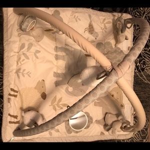 Pottery Barn Play Mat by Skip hop